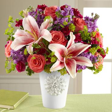 The California Chic&trade; Bouquet for Kathy Ireland Home